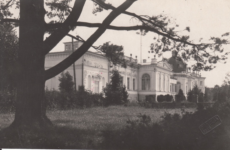 Raadi mõisa peahoone