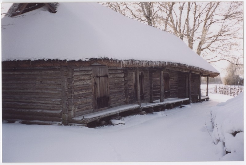 Fotod A.H.Tammsaare muuseumist talvel