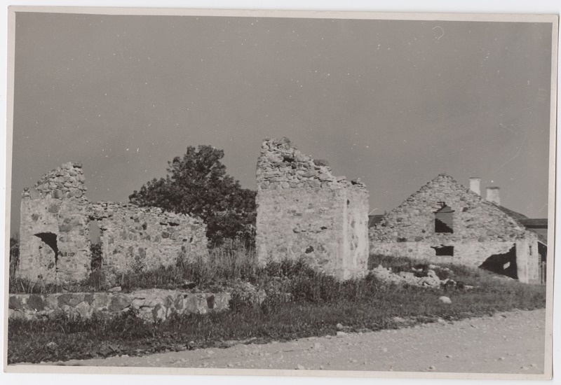 Järva- Madise kõrtsi varemed