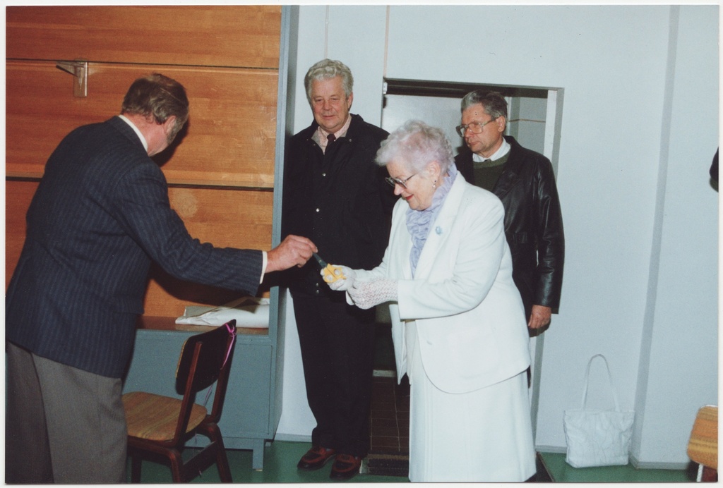 Johannes Lillmaa fotonäituse avamine, 1994.a.