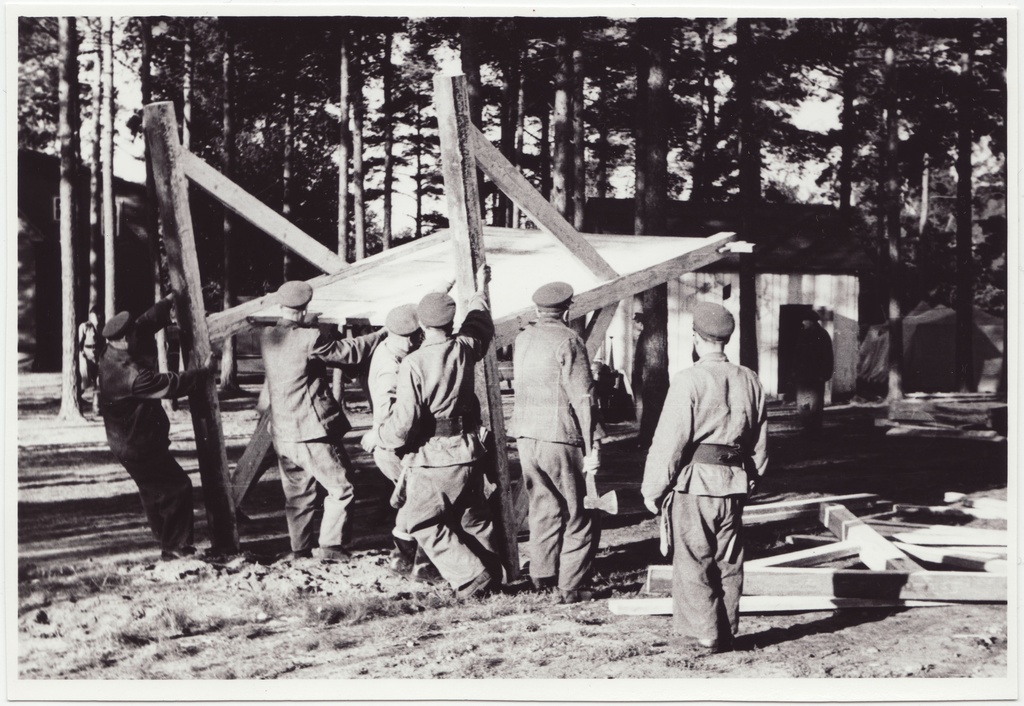 Tuletõrjekool suvelaagris: spordirajatiste mahavõtmine, 1949.a.