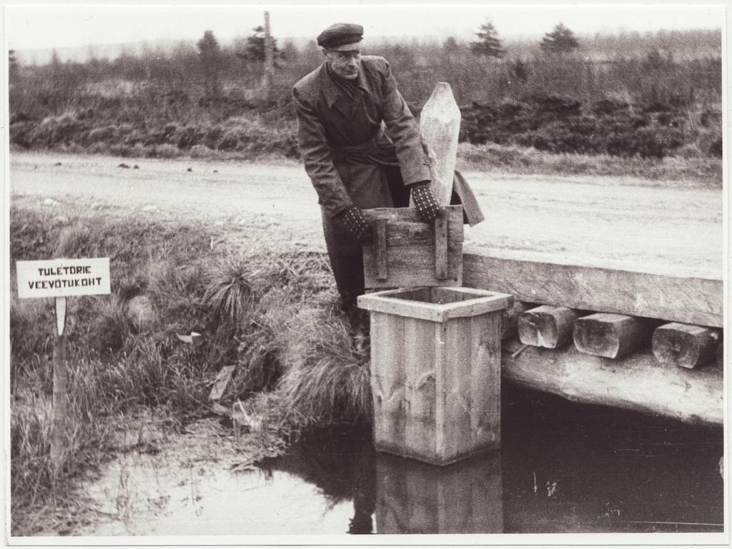 Jõgeva raj. "Ühistöö" kolhoosi VTS kontrollimine: salga ülem veevõtukoha juures, 1953.a.