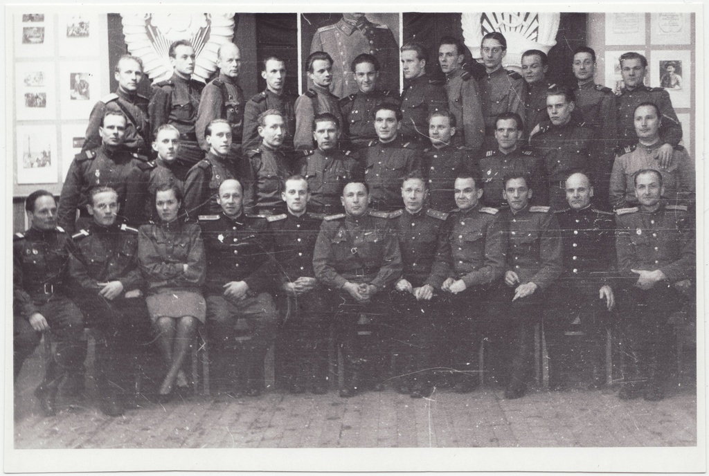 Sõjaväestatud tuletõrje nooremkomadöride kooli viimane lend, 1951.a.