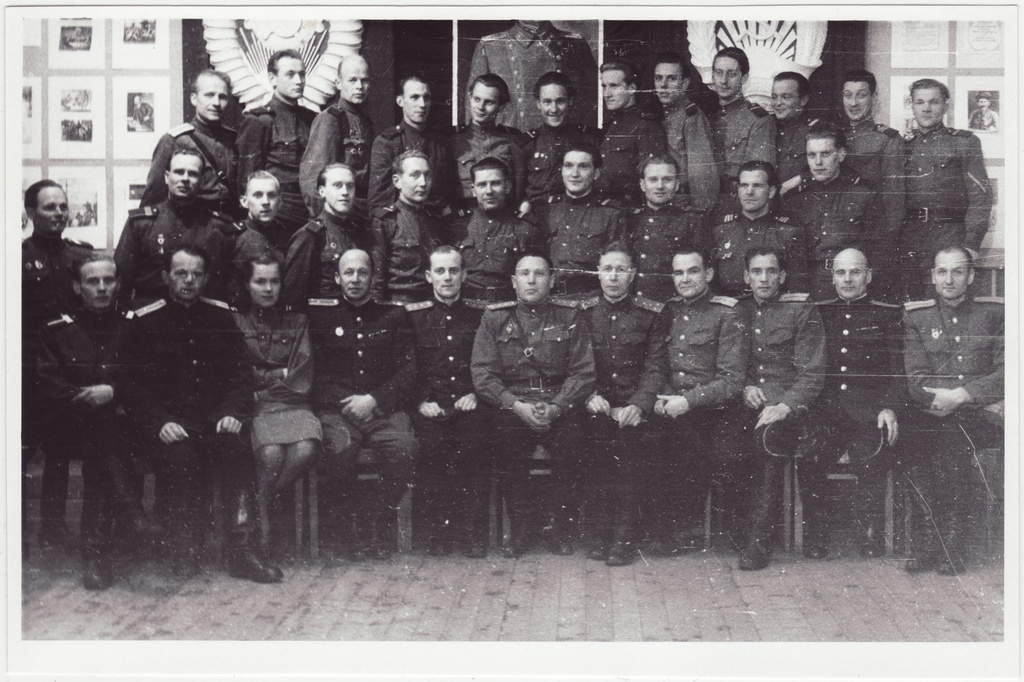 Sõjaväestatud tuletõrje nooremkomadöride kooli viimane lend, 1951.a.