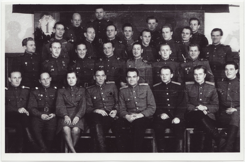 Sõjaväestatud tuletõrje nooremkomadöride kooli viimane lend, 1951.a.