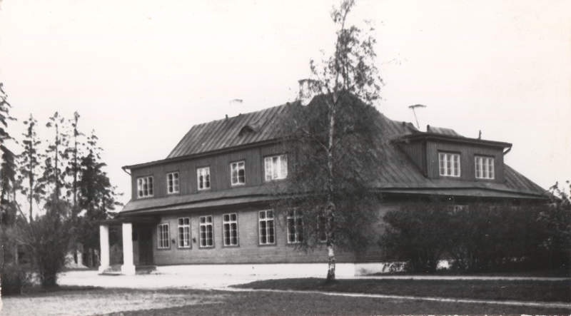 Kernu schoolhouse
