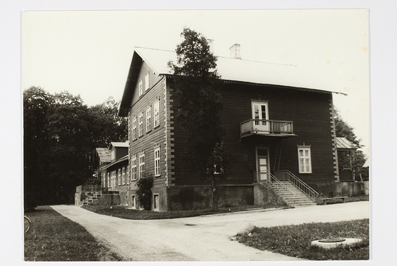 Pärsti School House