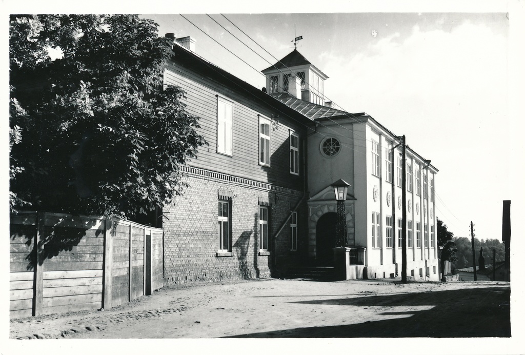 Photo, Viljandi School House of Estonian Educational Society, 1930s