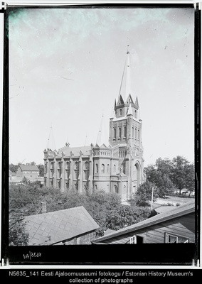 Tartu Peetri kirik  similar photo