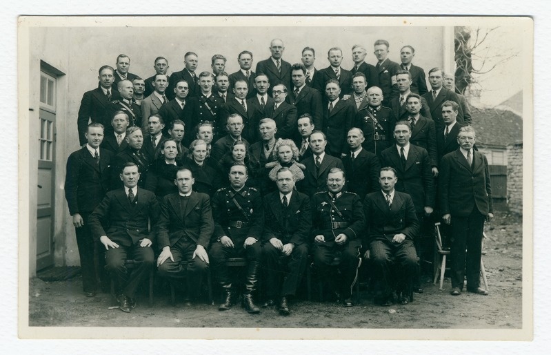 Haapsalu VTÜ liikmed grupifotol