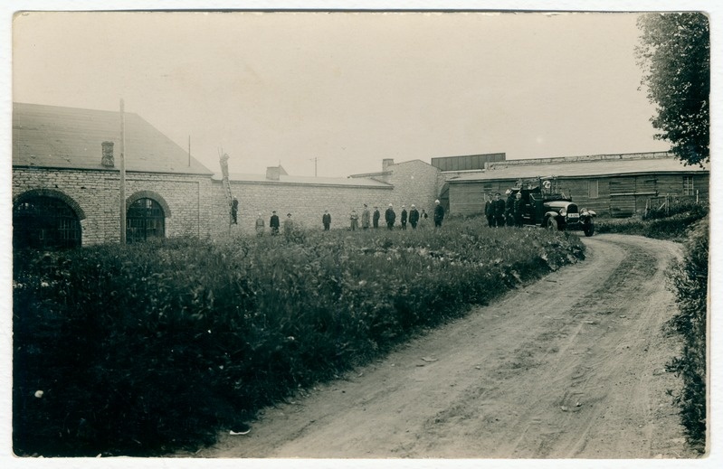 Tallinna VTÜ III jaoskond õppusel tuletõrjeautoga Whippet