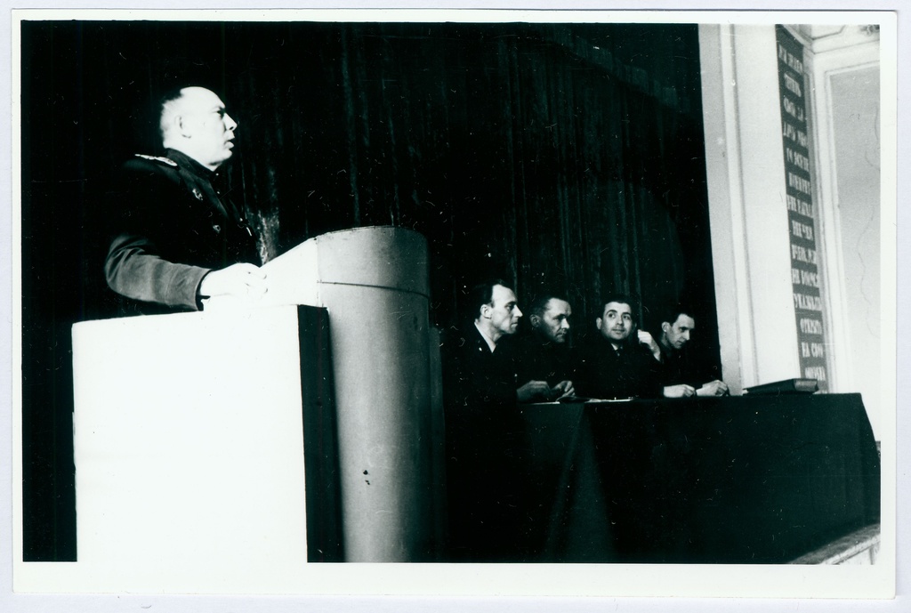 Tuletõrjenõupidamine. Esineb A. Jürna