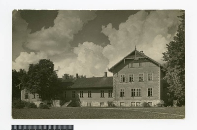 Postcard, Pärsti School Building  duplicate photo