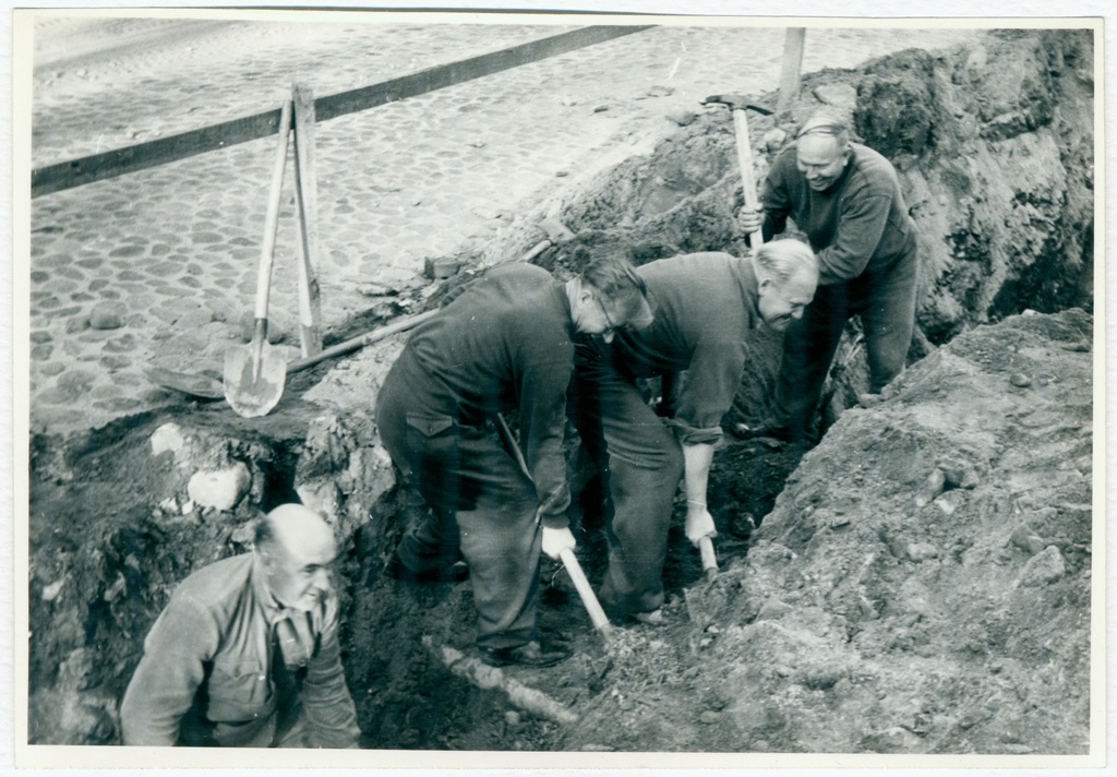 Tuletõrje Valitsuse töötajad Lauluväljaku rajamistöödel, 1959.a.