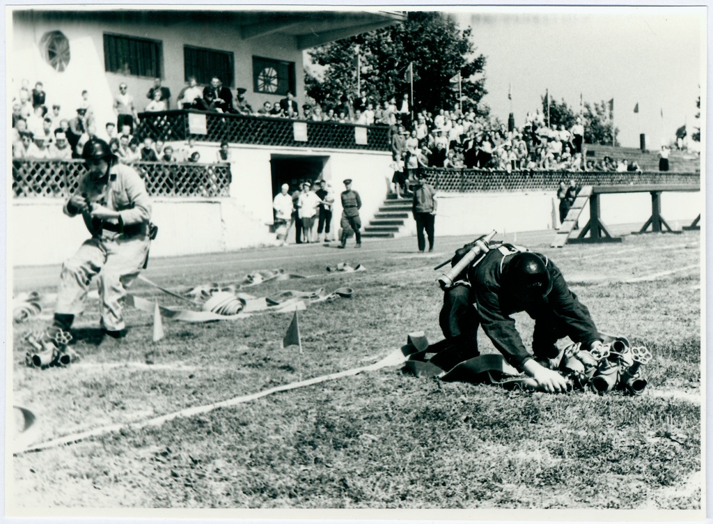 3. Balti tuletõrjespordi spartakiaad: Takistusriba ületamisel, 1963.a.