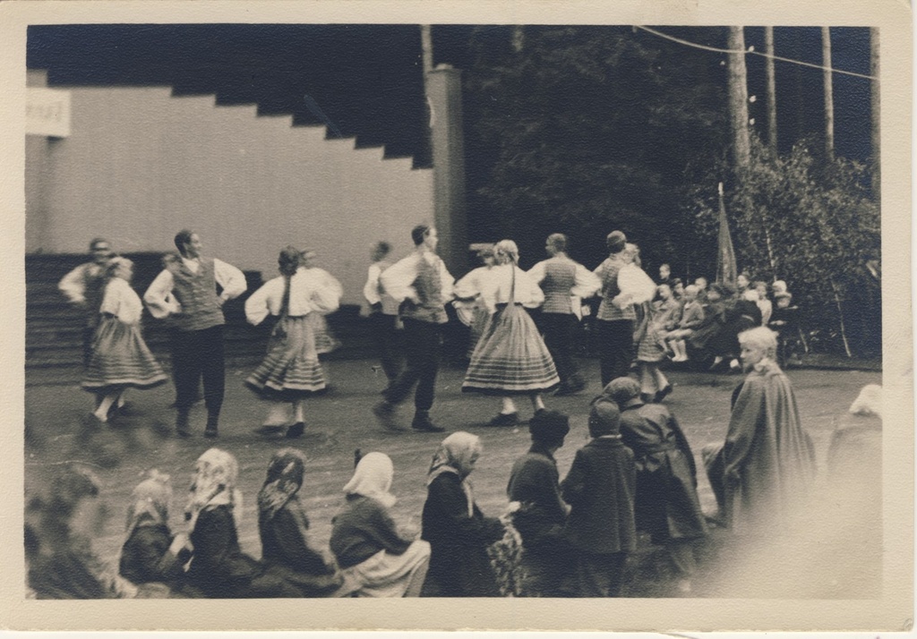 Foto. Järvakandi Tehaste 1959. aasta Laulupäev. Tantsijad