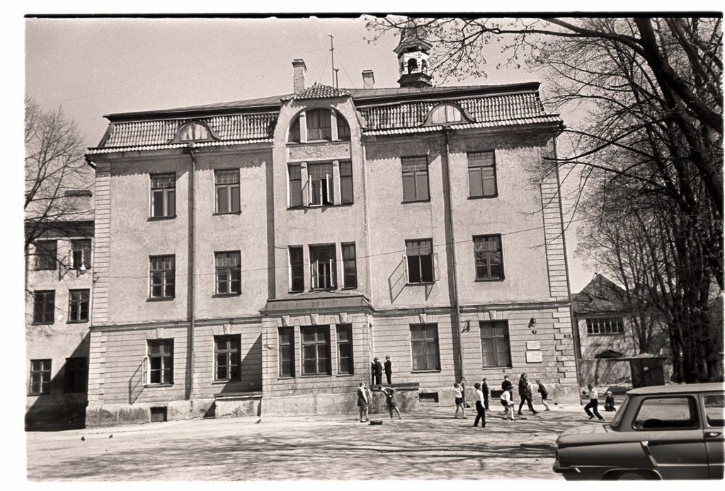 Tallinn Secondary School