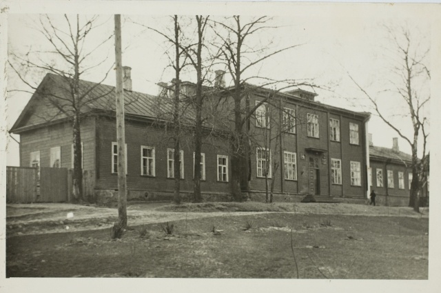 Petseri Secondary School in 1961