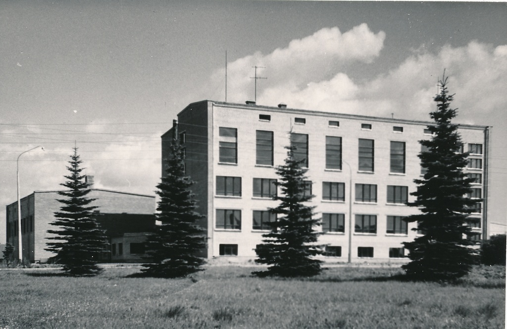 Photo, Viljandi 5th Secondary School, 1965, photo a. Kiisla