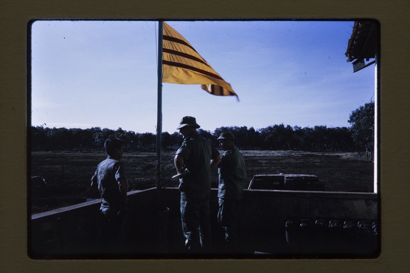 Külastajad Austraalia baasis Binh Bas Vietnamis