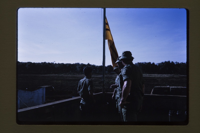 Külastajad Austraalia baasis Binh Bas Vietnamis
