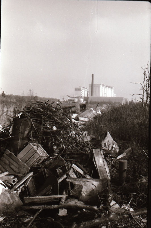 Isetegevuslik prügimägi Terko taga Keilas