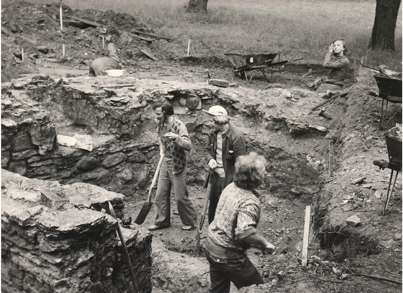 Kaevamised Keila linnusel põhjapoolses kaevandis