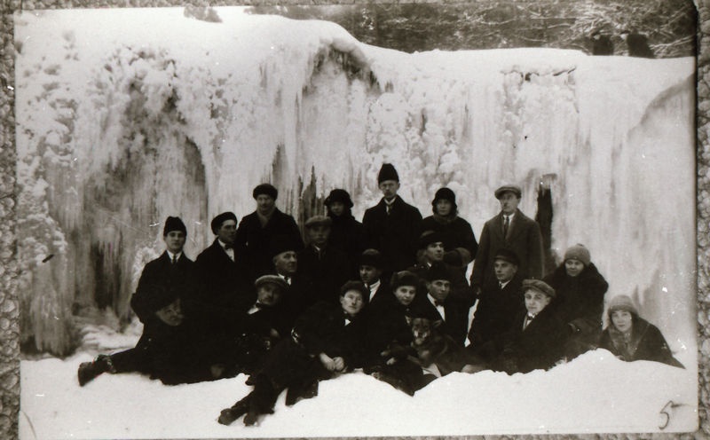 ÜENÜ Käesalu osakonna liikmed Keila -Joal
