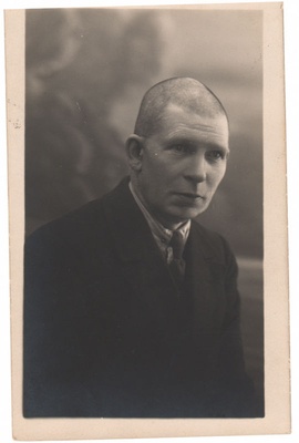 Fotograaf Gustav Kulp  duplicate photo