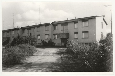 Kolga raamatukogu  similar photo