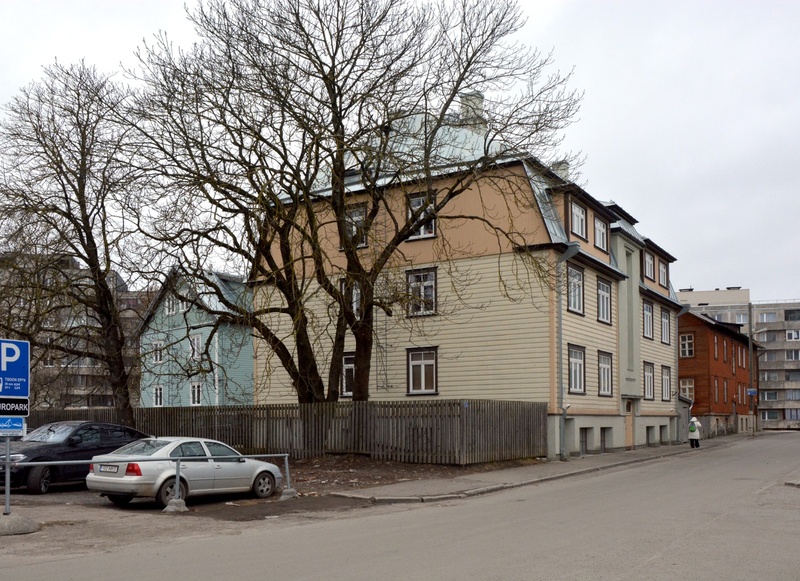 View along Lennuki t. rephoto