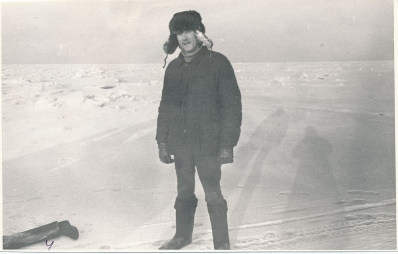 Foto. Virtsu-Kuivastu merekaabli avarii likvideerimine, kevad 1977