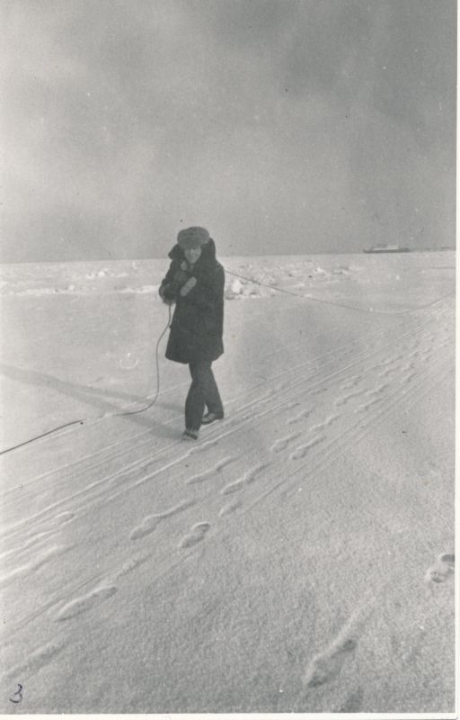 Foto. Virtsu-Kuivastu merekaabli avarii likvideerimine, kevad 1977