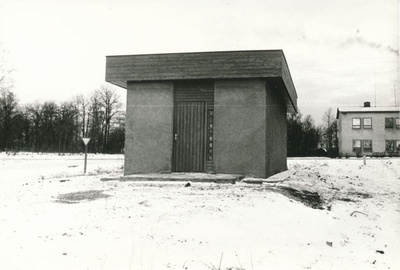 Foto. Ridala ATJ hoone. Foto V. Pärtel, 1979  similar photo