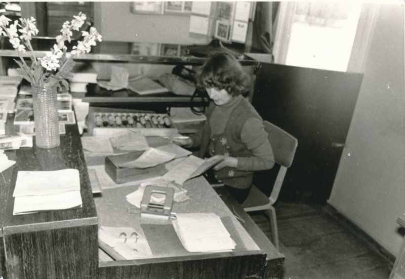 Foto. Haapsalu Sidesõlme teenindussaal. Foto V. Pärtel, 1978