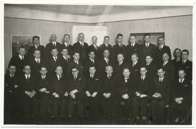 Foto. Endise Läänemaa TT võrgu ülema asetäitja Joh. Kutsari fotodest ja reprod. 1920 - 1939a. Eesti jaoskonna juhatajate kursused. Ümberpildistus.  duplicate photo