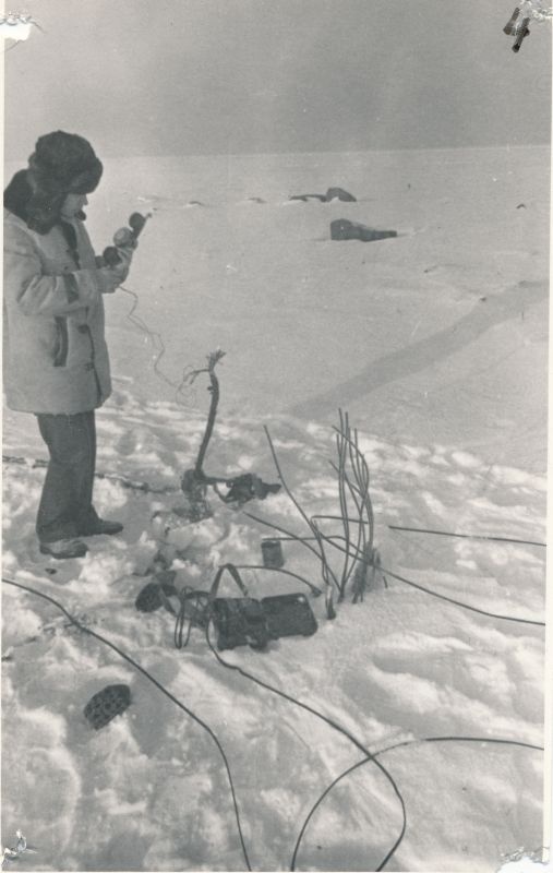Foto. Virtsu-Kuivastu merekaabli avarii likvideerimine, kevad 1977