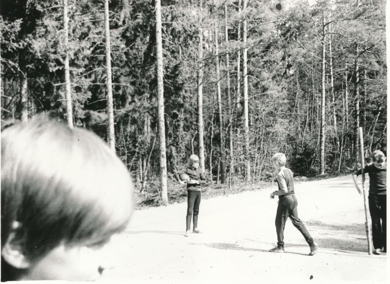 Foto. Terviselaupäevak Paralepas. Foto V. Pärtel, 1982