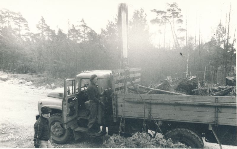 Foto. Laupäevak Haapsalu RSS keskuses, pildil Hans Loorens ja Jüri Fjodorov. Foto V. Pärtel, 1984