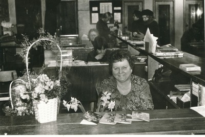 Foto. Haapsalu Sidesõlme sideoperaatori Helve Soopani 55 juubel 1980.  similar photo