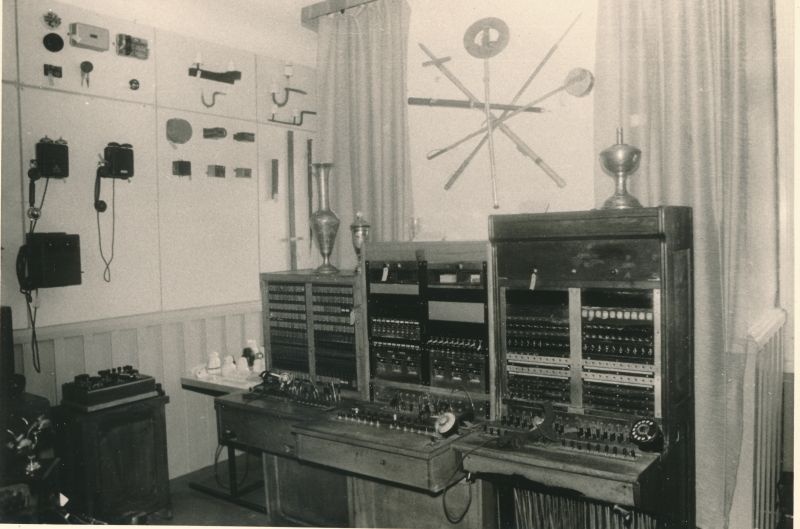 Foto. Karuse Sidemuuseum: eksponaadid. Foto V. Pärtel, 1982