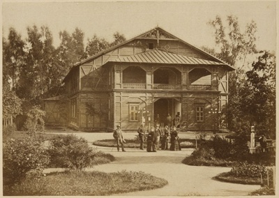 Summer Theatre in the Garden of the German Hand Workers Society  duplicate photo