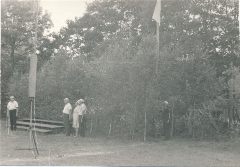 Foto. Haapsalu STES suvepäevad Pagilas, 1971