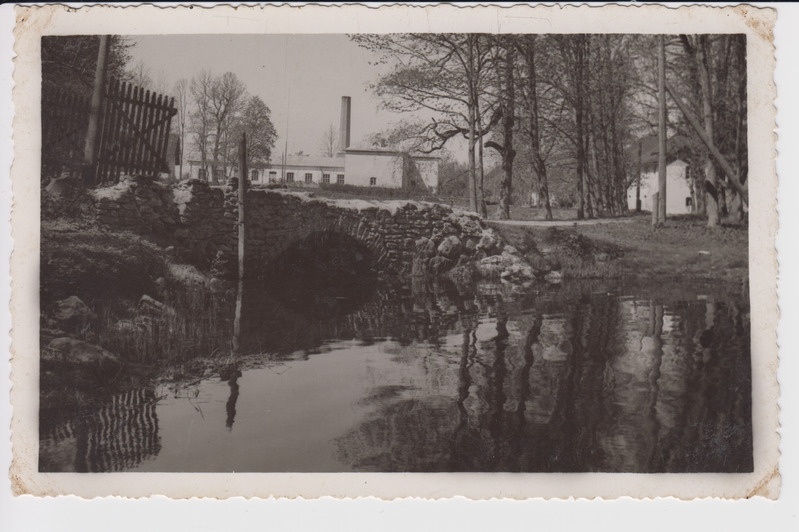 ETK Põltsamaa Tehased, Saariku sild