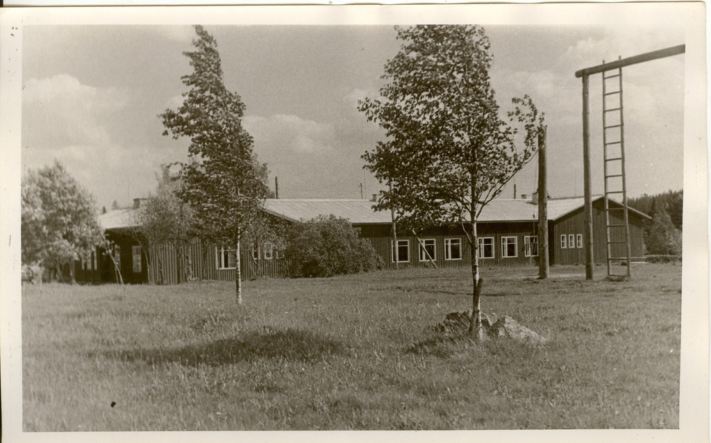 Photo, Kauksi 8-kl. School in 1966.