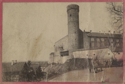 Long Hermann Tower  similar photo