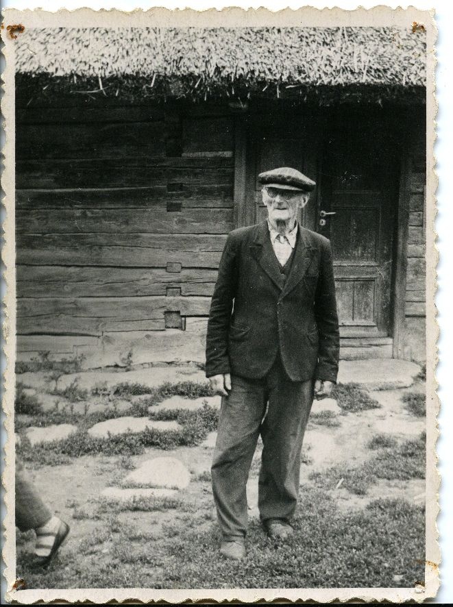 Jakob Reht elumaja foonil