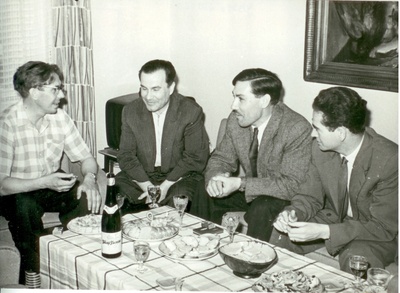 J. Smuul Ungari kirjanikega.  similar photo
