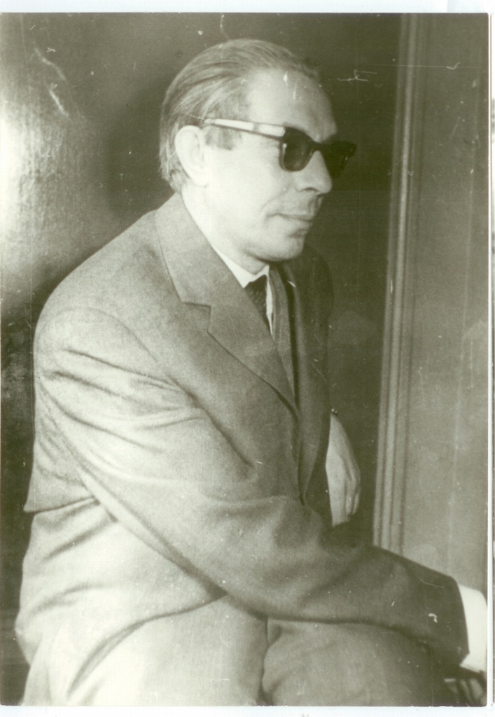 J.Smuul