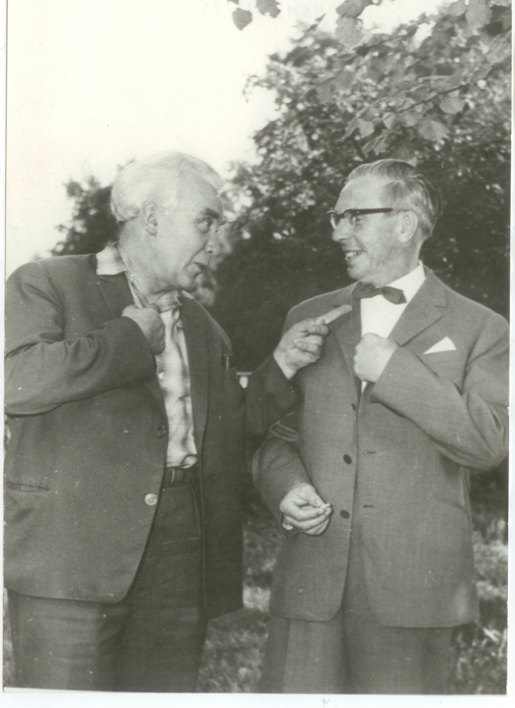 G. Ernesaks ja J. Smuul